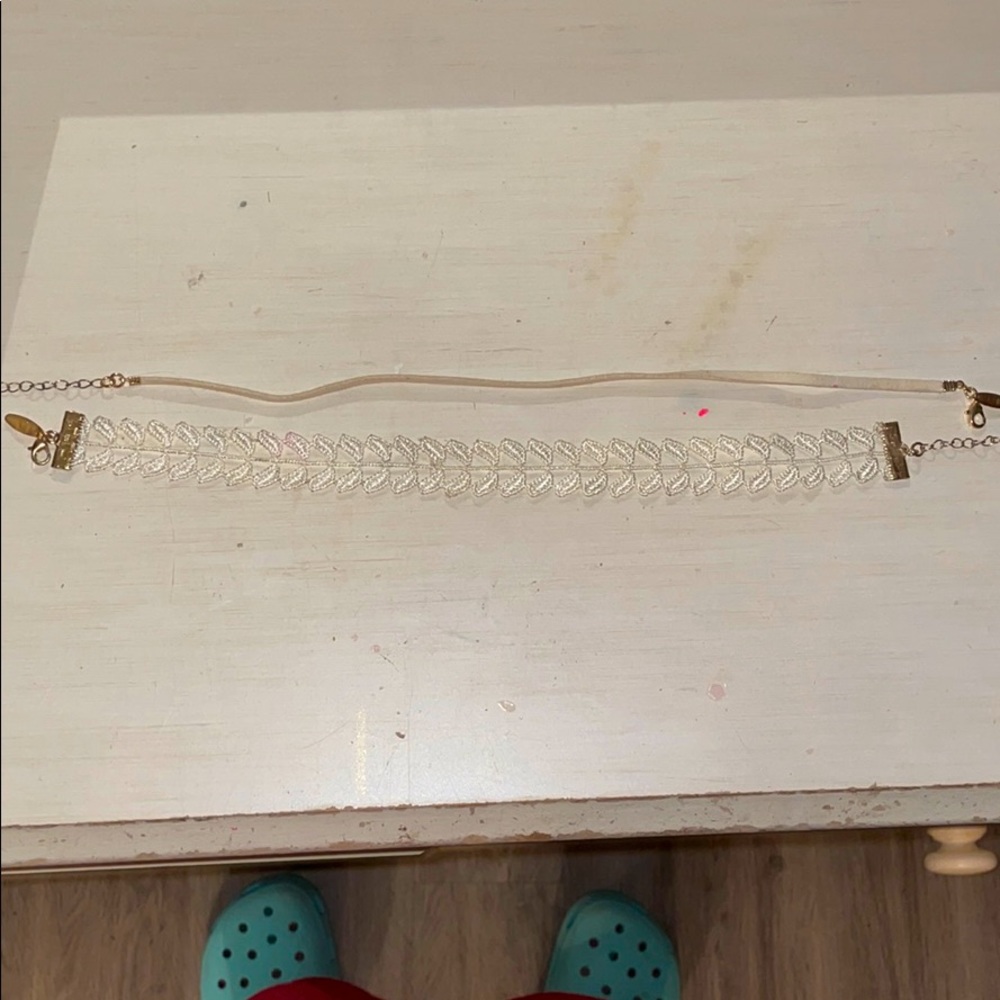 lace and regular choker